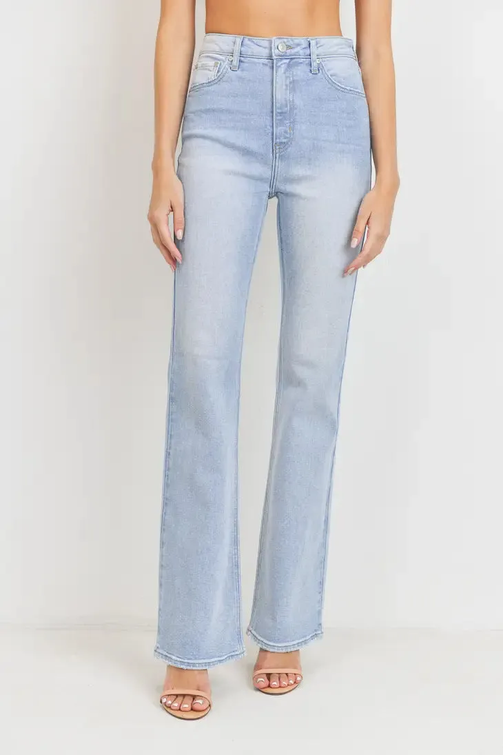 Skinny Bootcut - Light Denim