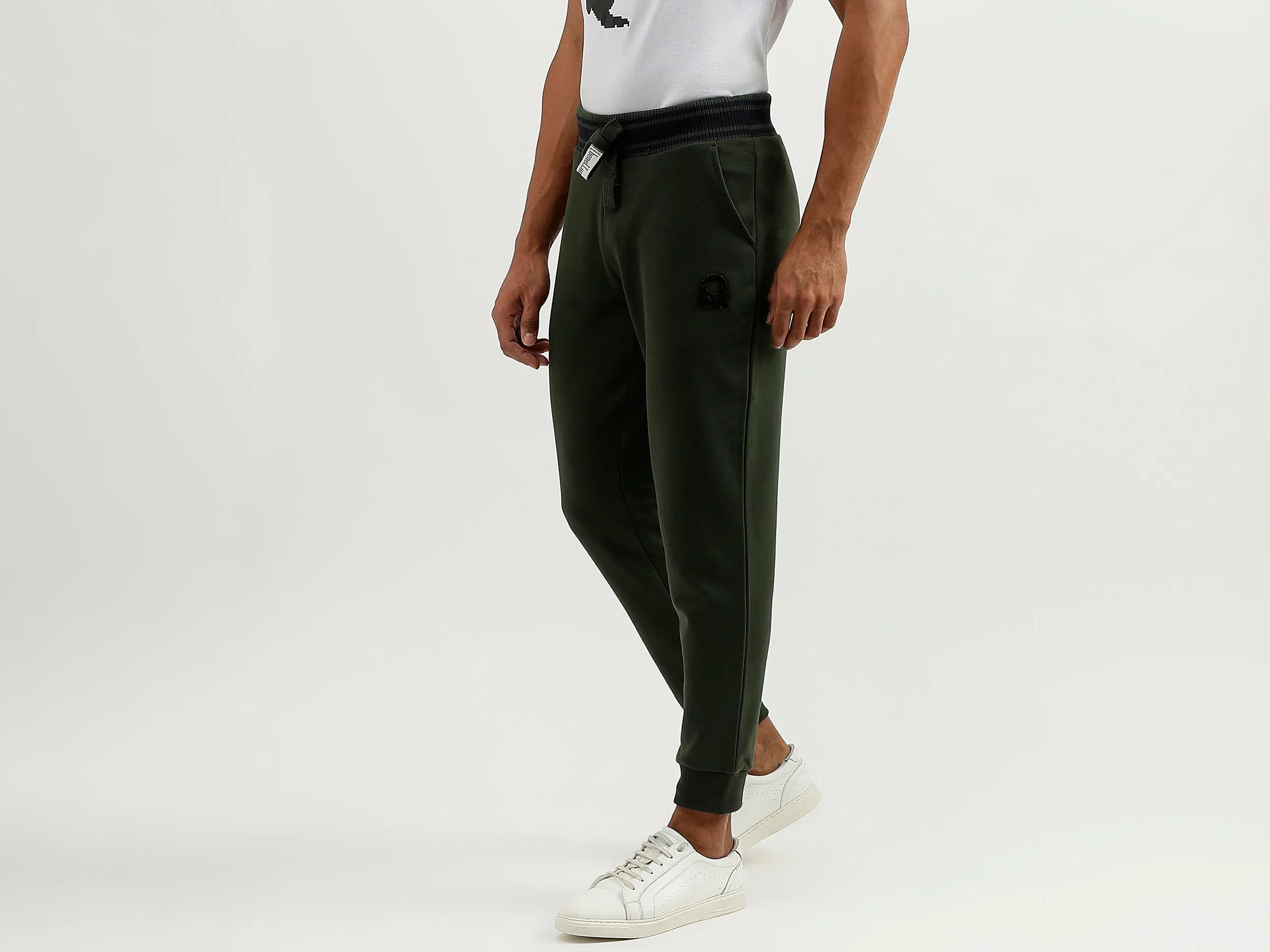 Solid Regular Fit Trousers