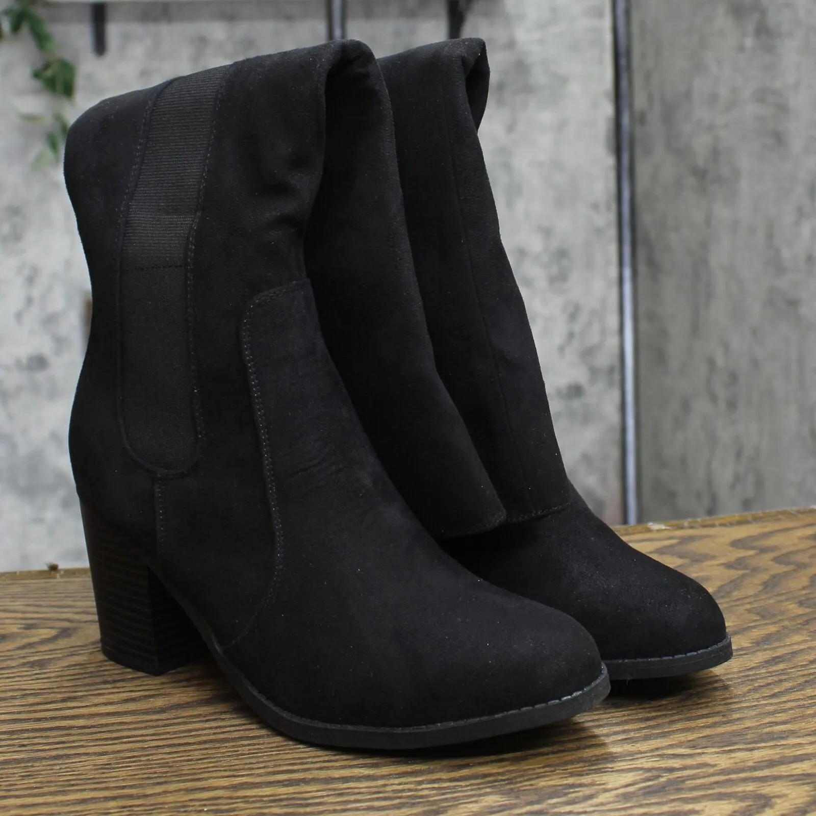 Sugar Womens Trendy Riding Boots Heeled Knee High Black Oil Fabric 8M
