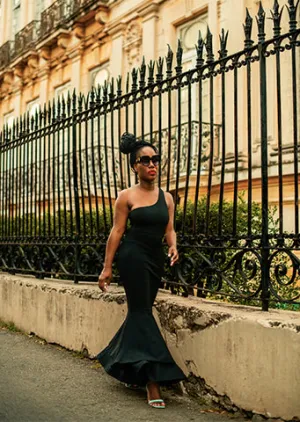 The "Maelle" One Shoulder Black Fishtail Gown