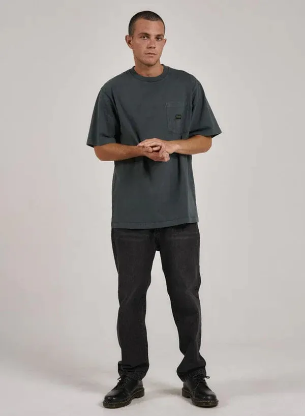 THRILLS UNION OVERSIZE FIT POCKET TEE SPRUCE