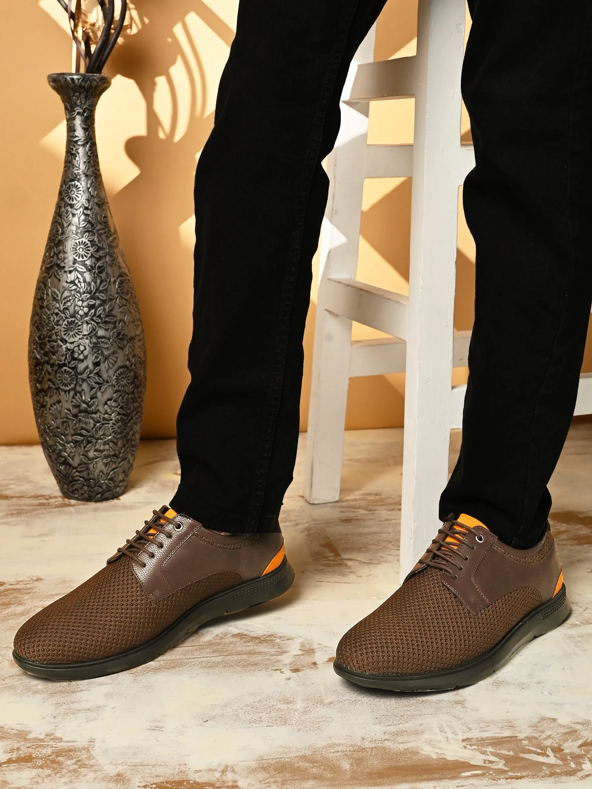 Tornado Brown Comfort Sneakers