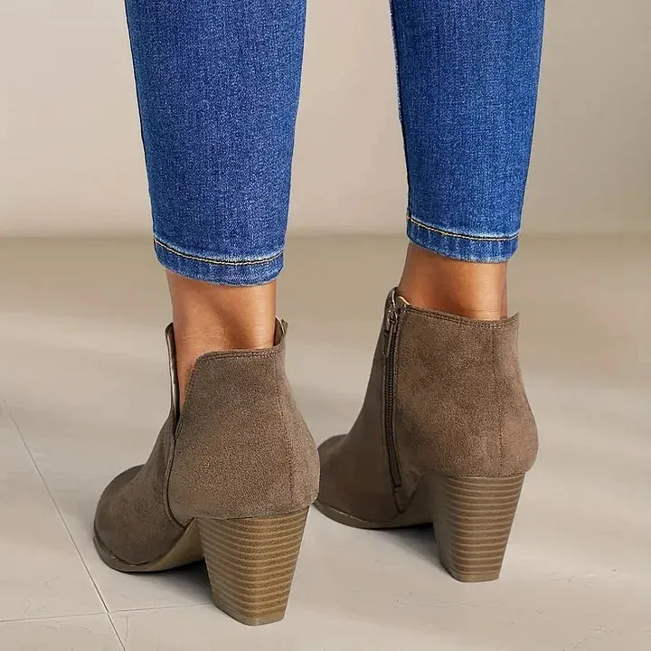 Trendy and supportive orthopedic Boots 