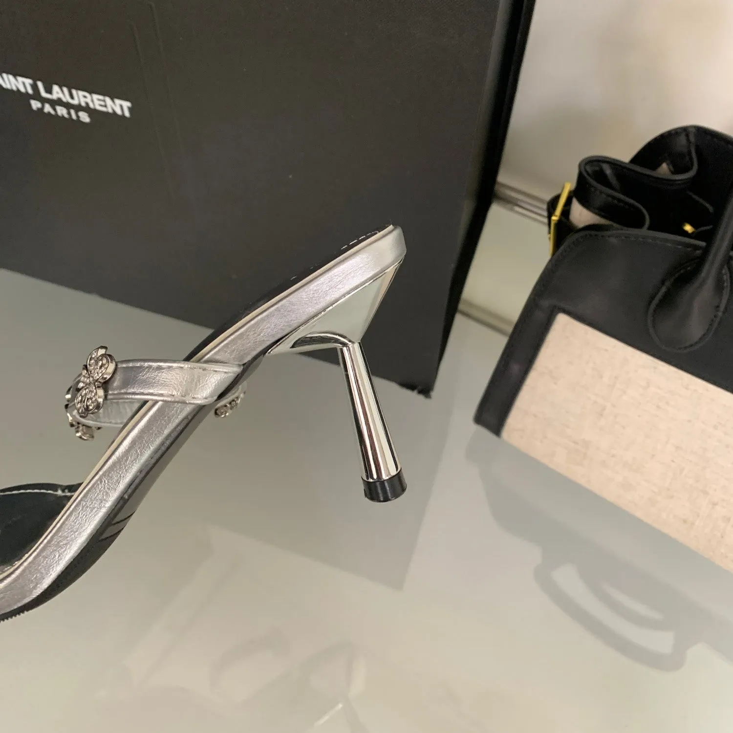 Twinkle Bloom Sandals