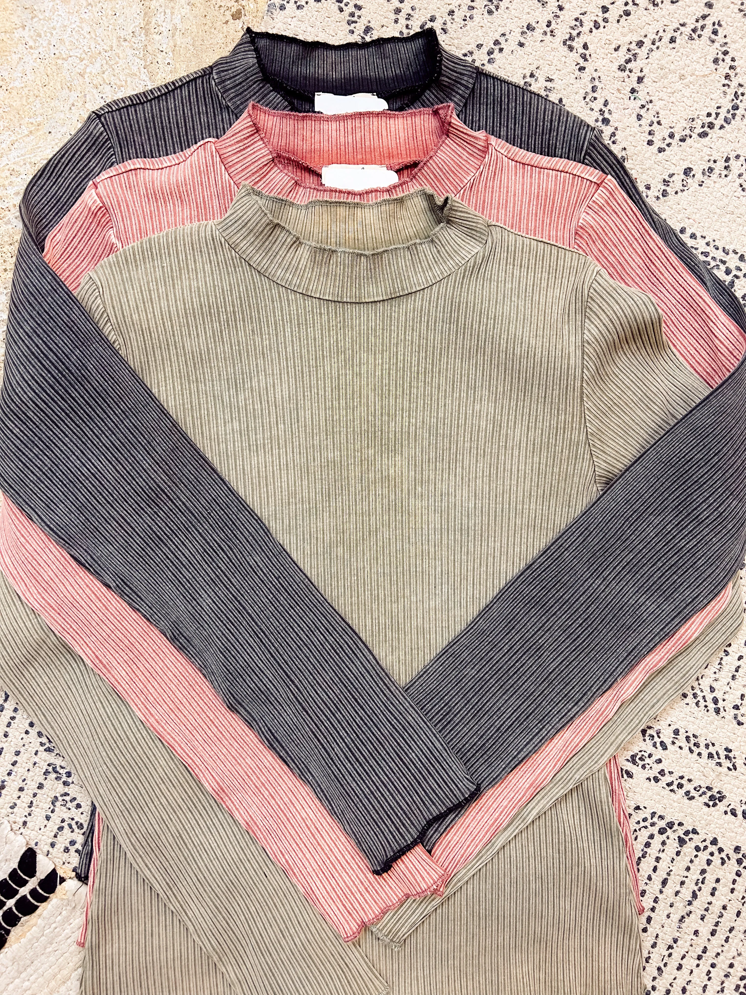 Washed Rib Knit Fitted L/S