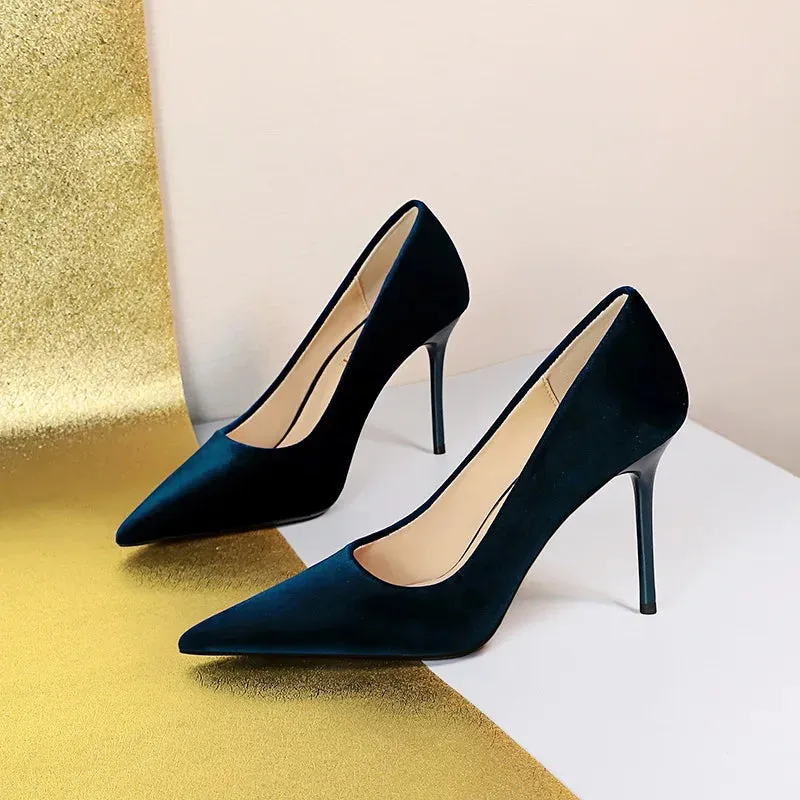 Womens Black Sandals: Slingback Shoes