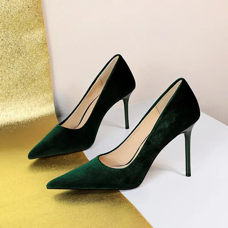Womens Black Sandals: Slingback Shoes
