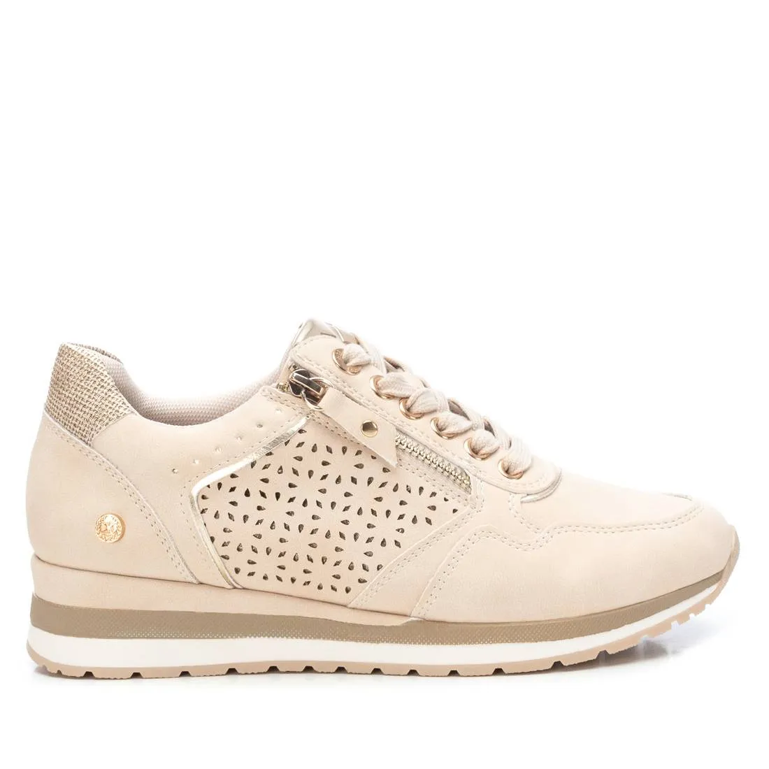 Women's Lace-Up Sneakers By XTI 142234