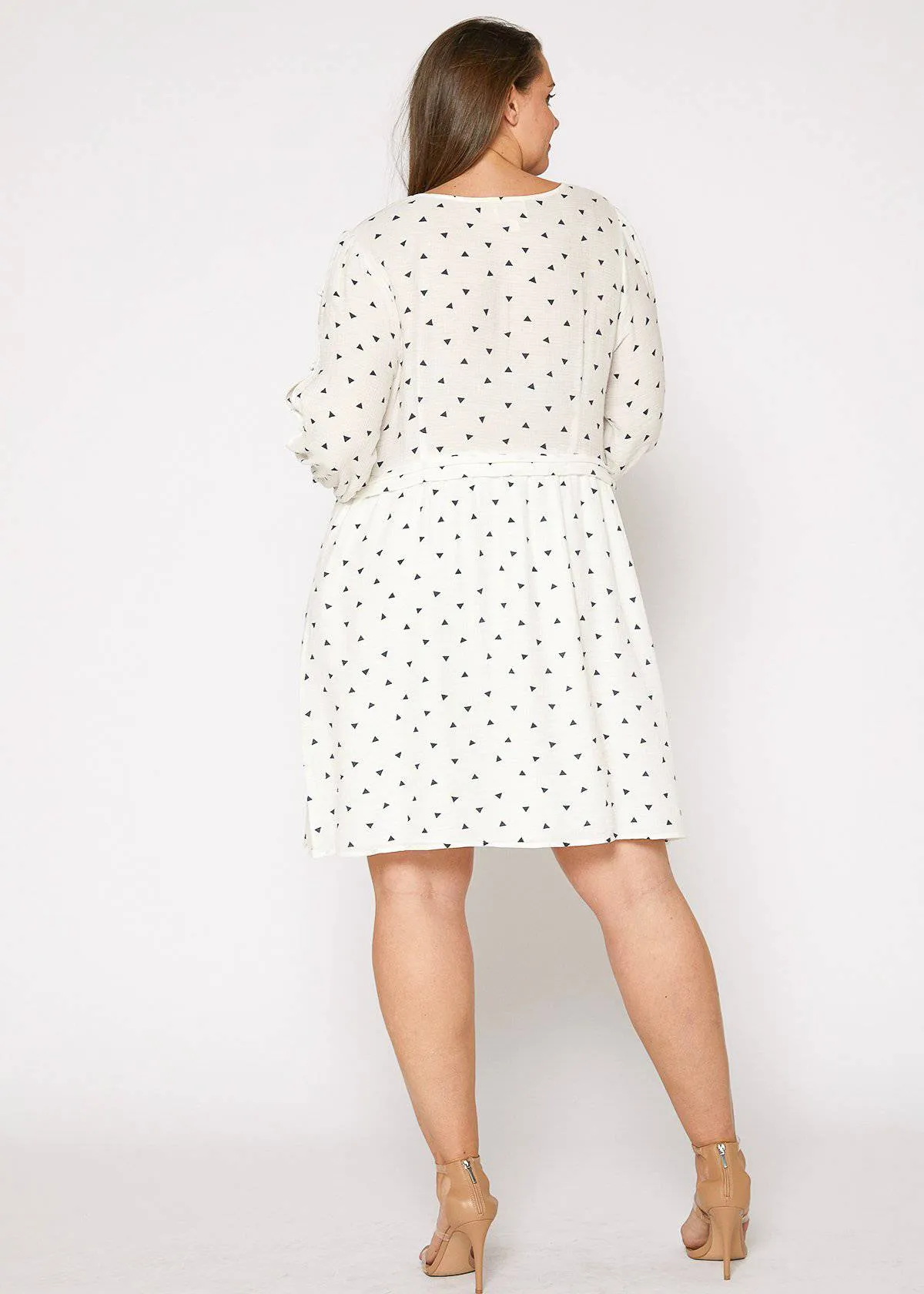 Women's Plus Size Triangle Print Long Sleeve Dress in White Triangle