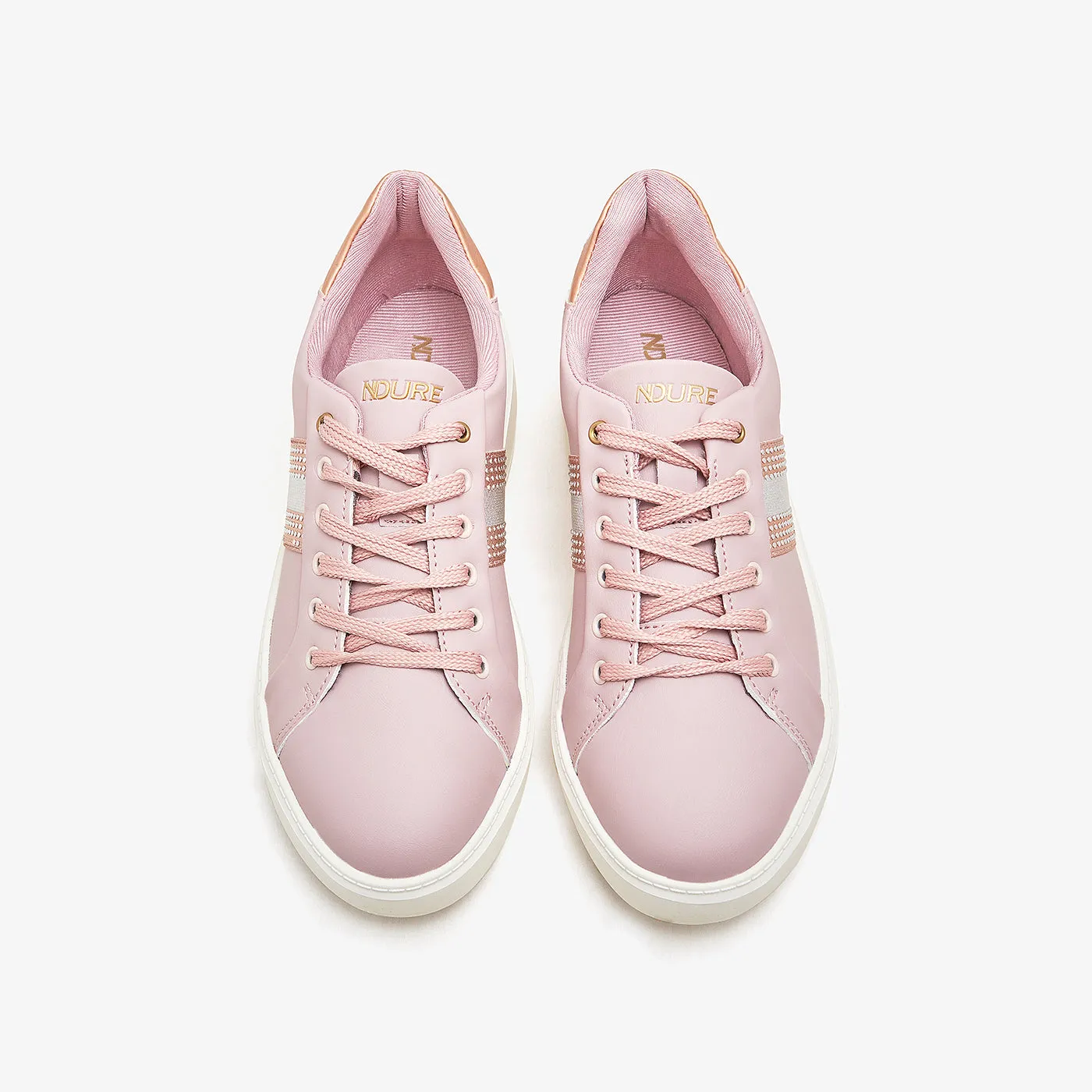 Women's Relaxed Fit Kicks
