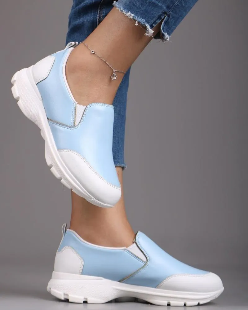 Women's Sneakers - 2076