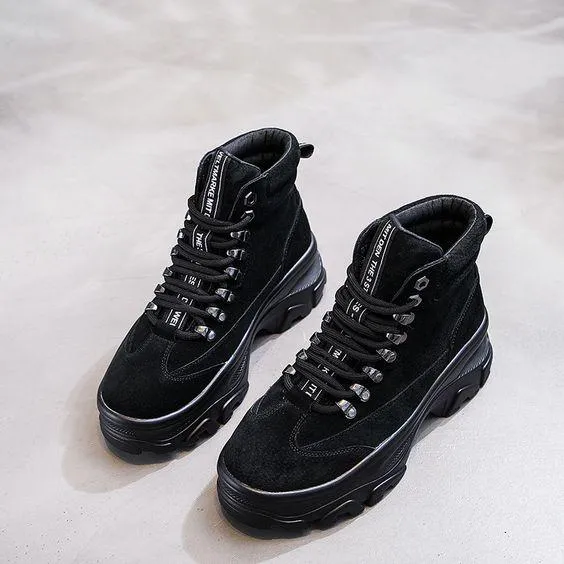 Women's Stylish Leather Platform Boots